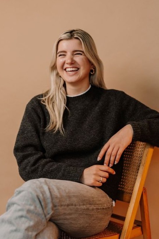 Lisa, estate agent