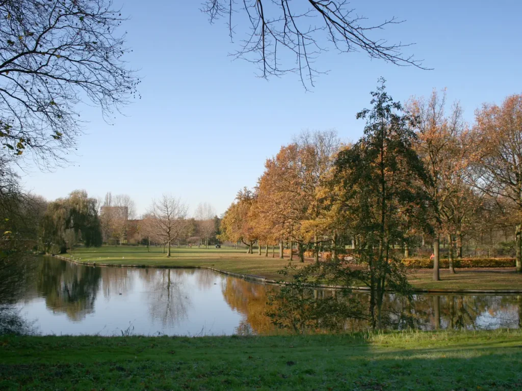 Winkelstraten, markten en parken